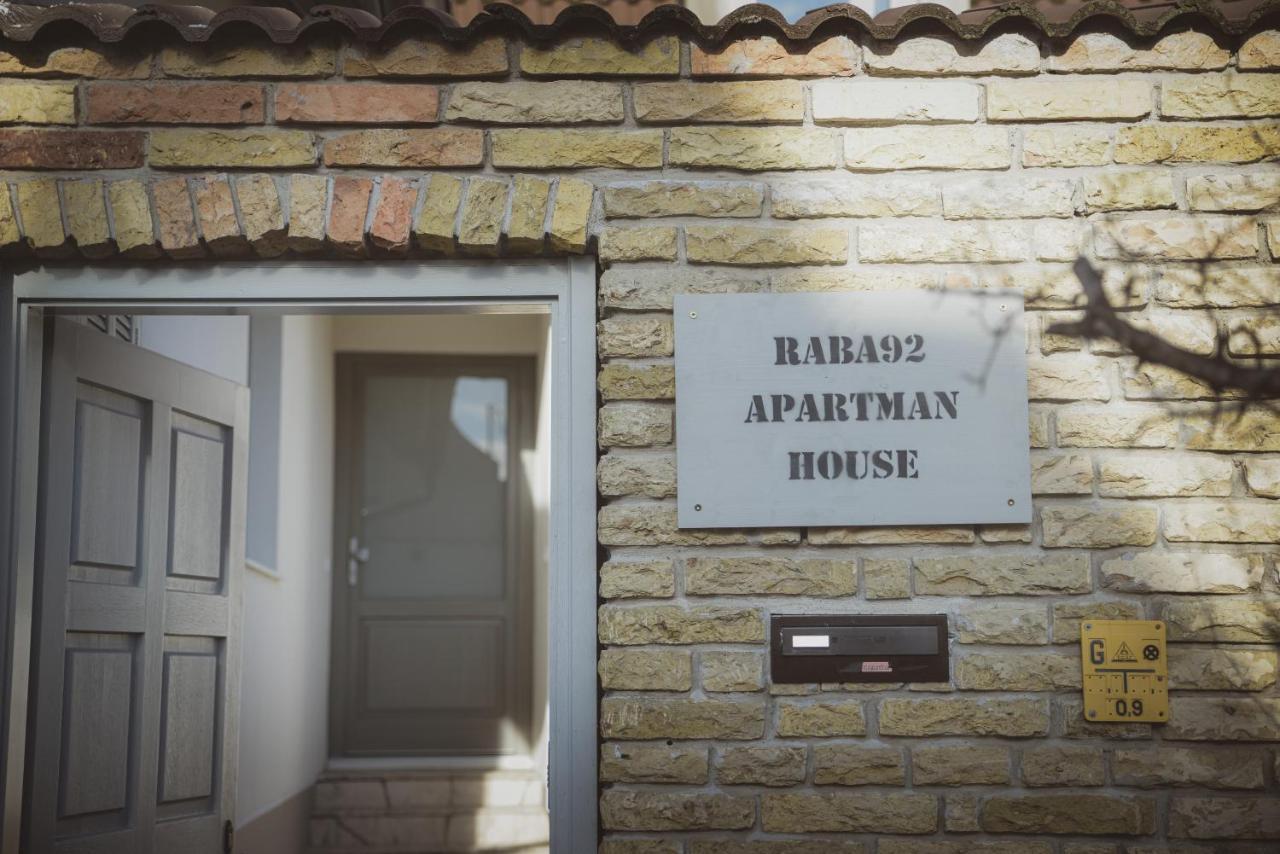 Raba92 Apartman House Exterior foto